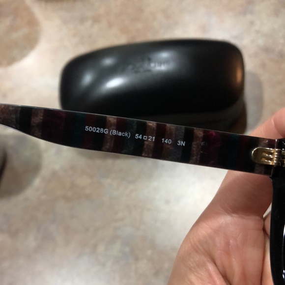 Coach sunglasses - Picture 5 of 8